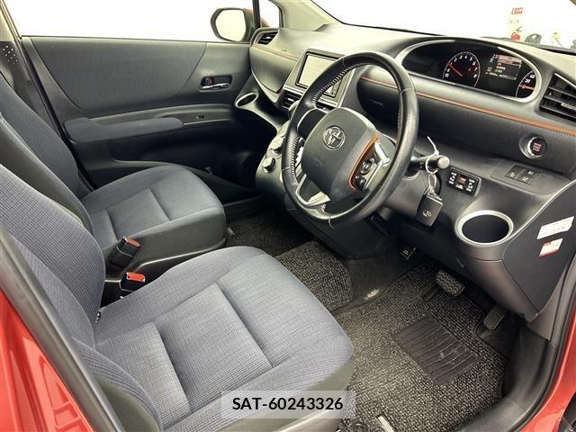 Toyota SIENTA 2017 8764202-6