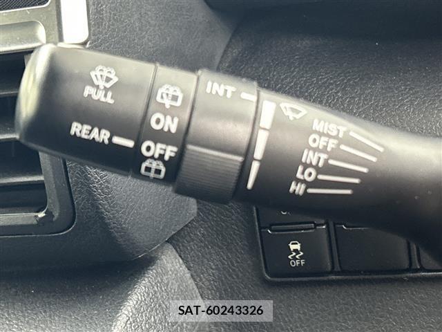 Toyota SIENTA 2017 8764202-8