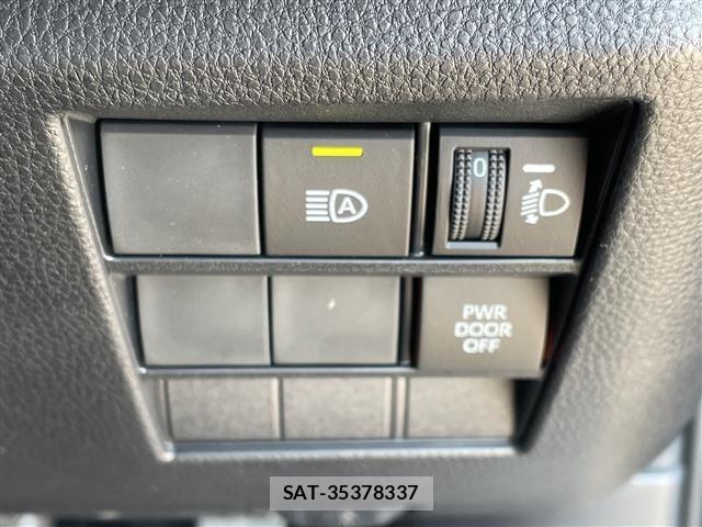 Toyota NOAH 2023 8764957-19