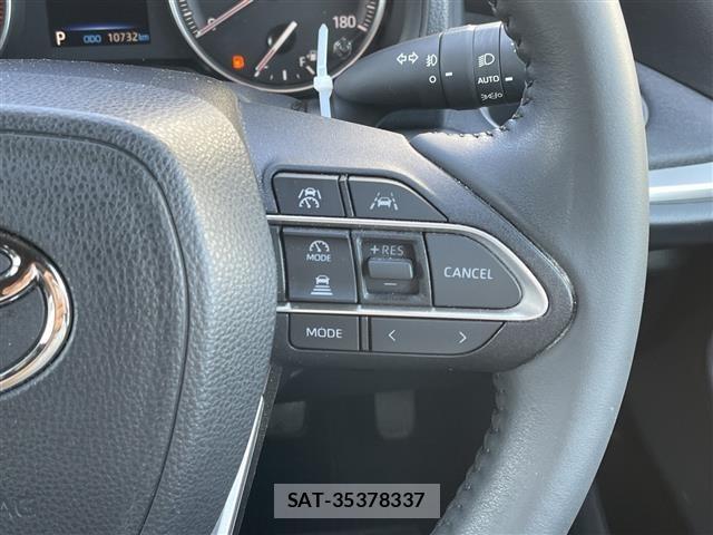 Toyota NOAH 2023 8764957-5