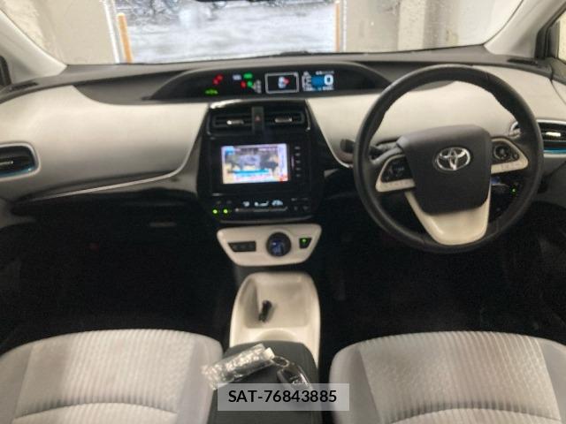 Toyota PRIUS 2016 8911332-3