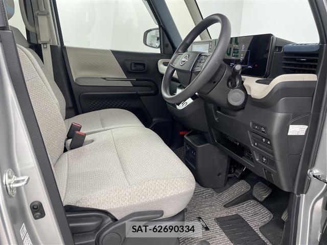 Nissan ROOX 2025 8724073-4