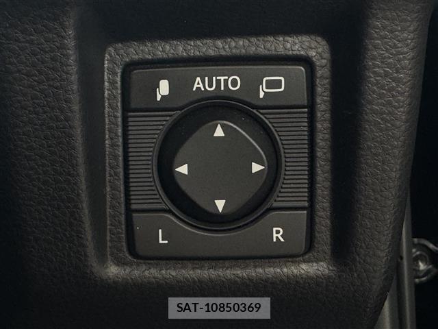 Toyota CROWN 2018 8734532-2