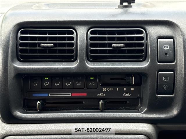 Suzuki JIMNY 1999 8748837-17