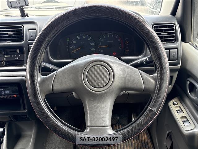 Suzuki JIMNY 1999 8748837-18