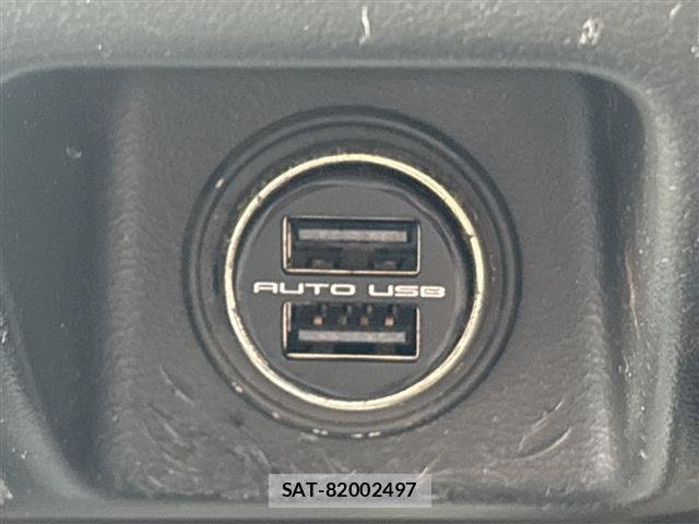 Suzuki JIMNY 1999 8748837-8