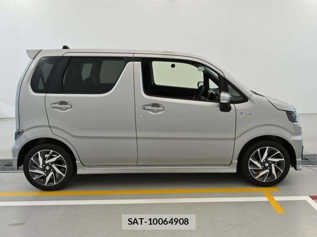 Suzuki WAGON R 2026 8920095-3