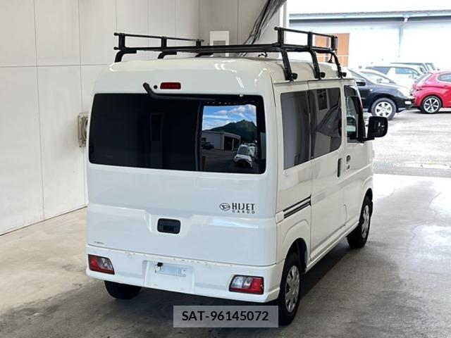 Daihatsu HIJET VAN 2022 8720904-1