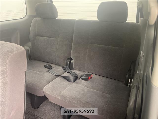 Toyota NOAH 2006 8764965-5
