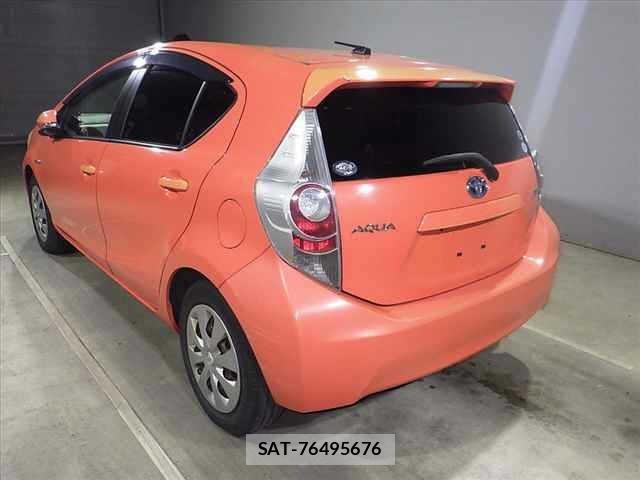 Toyota AQUA 2012 8705878-4