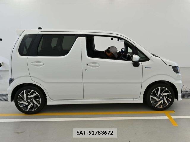 Suzuki WAGON R 2026 8920096-3