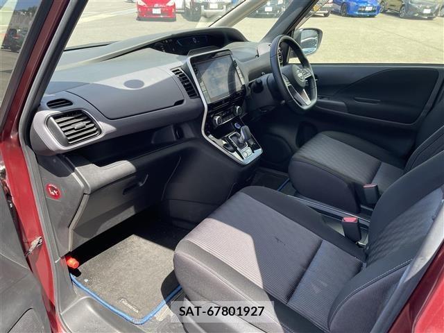 Nissan SERENA 2021 8672512-2