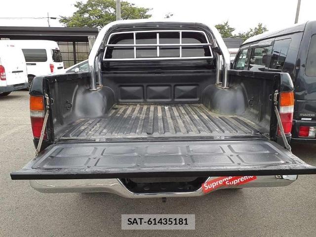 Toyota HILUX 1997 8682794-11