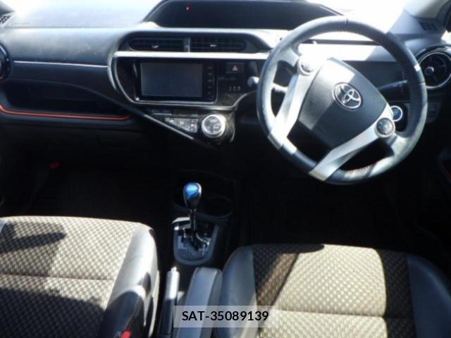 Toyota AQUA 2015 8949869-3