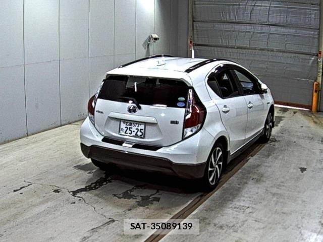 Toyota AQUA 2015 8949869-5