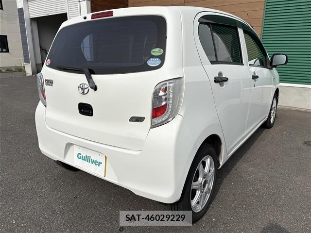 Toyota PIXIS EPOCH 2014 8762175-11