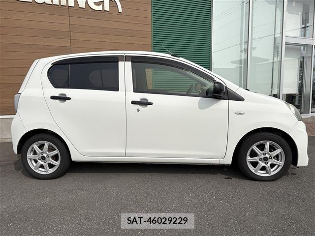 Toyota PIXIS EPOCH 2014 8762175-12