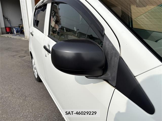 Toyota PIXIS EPOCH 2014 8762175-2