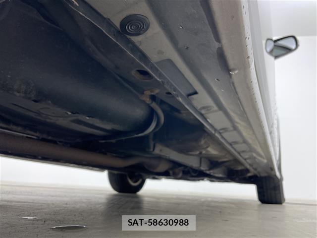Toyota ISIS 2012 8759803-1