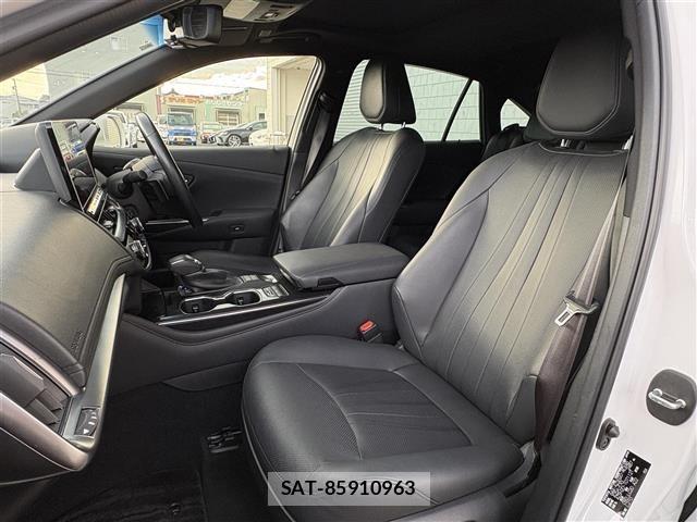Toyota CROWN 2021 8734536-17