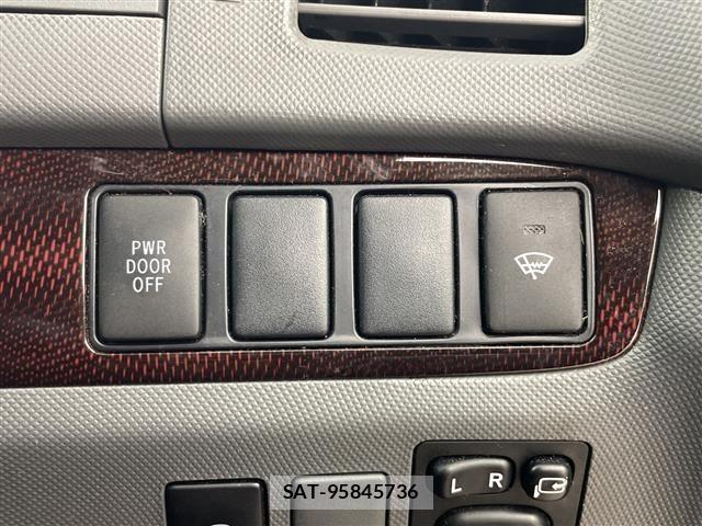 Toyota ESTIMA 2011 8676820-4