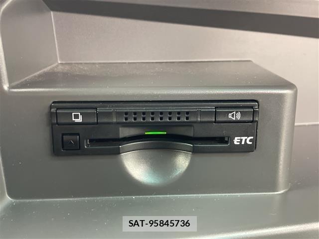 Toyota ESTIMA 2011 8676820-6