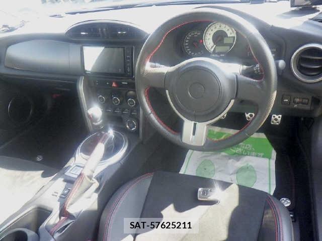 Toyota 86 2012 8705959-3