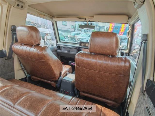 Toyota LAND CRUISER 1992 8761221-10