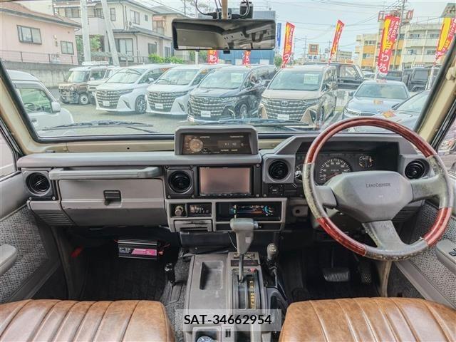 Toyota LAND CRUISER 1992 8761221-15