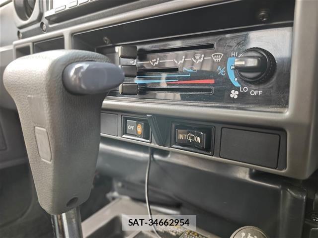 Toyota LAND CRUISER 1992 8761221-21