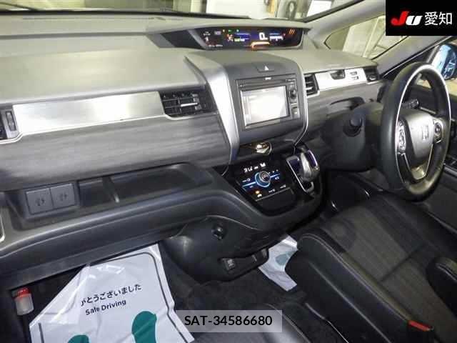 Honda FREED 2018 8715759-3