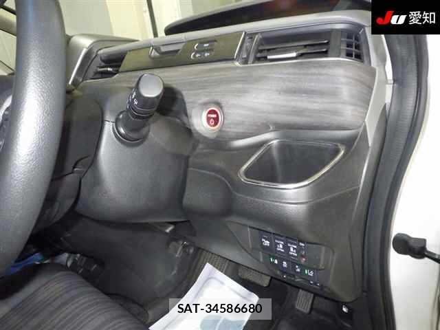 Honda FREED 2018 8715759-5