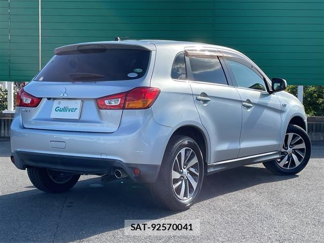 Mitsubishi RVR 2015 8676435-13