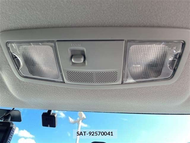 Mitsubishi RVR 2015 8676435-2