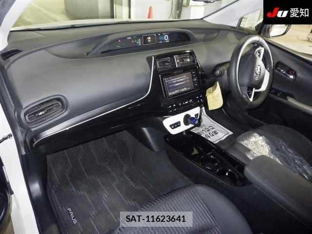 Toyota PRIUS 2017 8691716-3