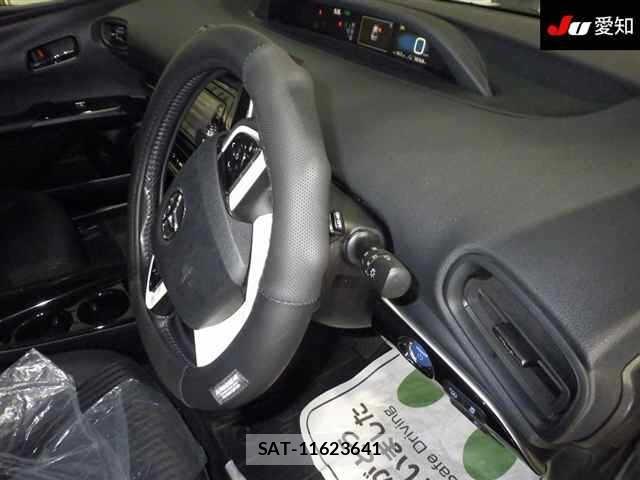Toyota PRIUS 2017 8691716-5