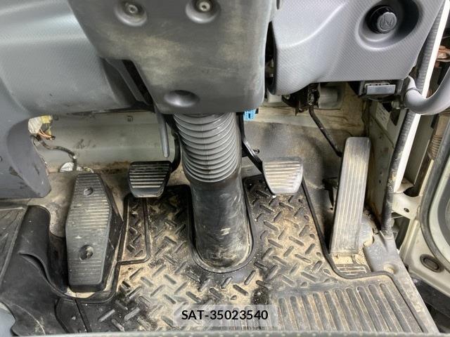 Isuzu FORWARD 2012 8823608-4