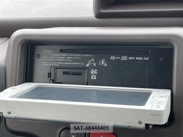 Toyota SPADE 2013 8739679-19