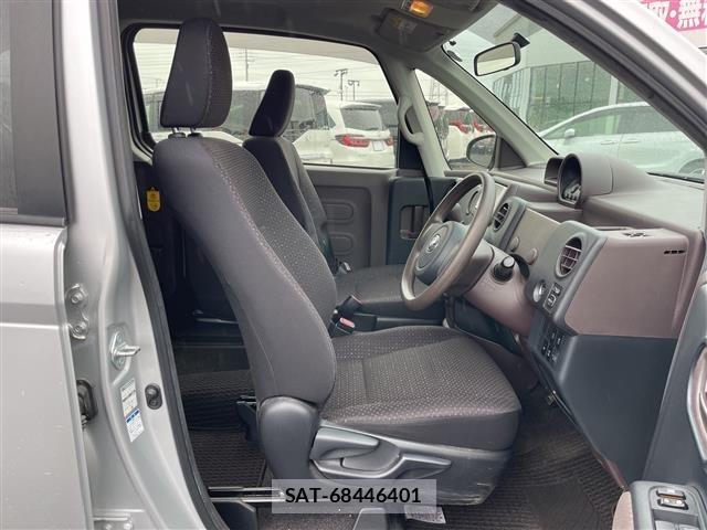 Toyota SPADE 2013 8739679-20