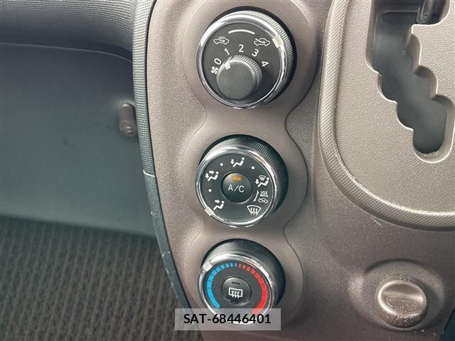 Toyota SPADE 2013 8739679-21