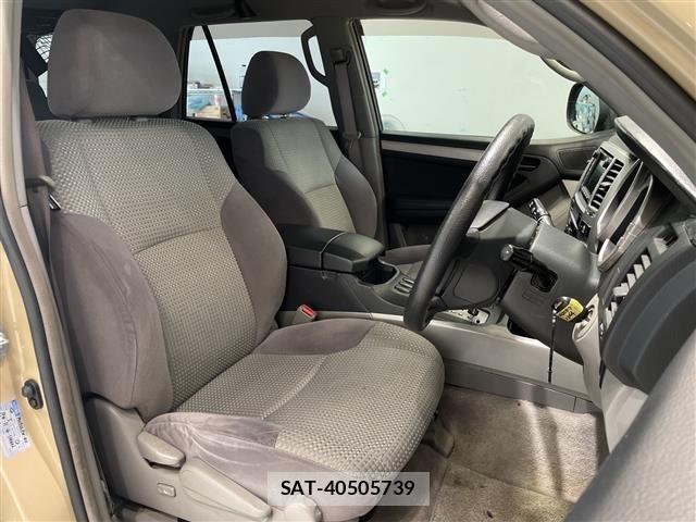 Toyota HILUX SURF 2004 8954973-10