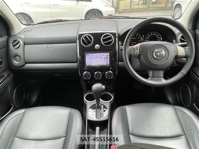 Mazda VERISA 2014 8749004-16
