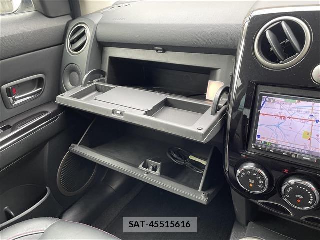 Mazda VERISA 2014 8749004-2