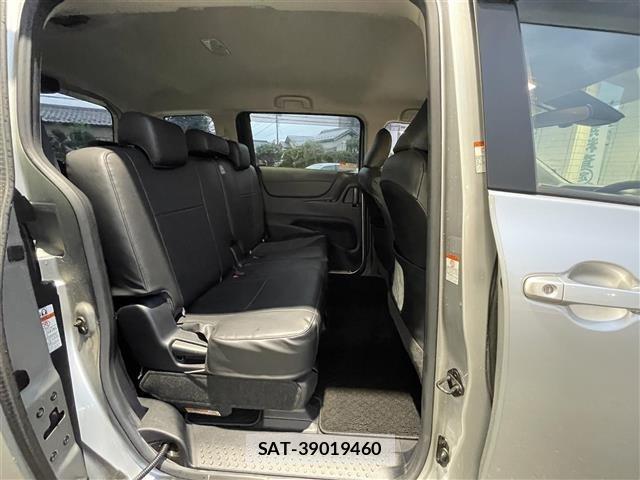 Toyota SIENTA 2015 8764209-11