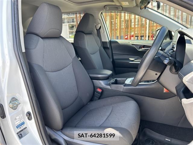 Toyota RAV4 2023 8737649-2
