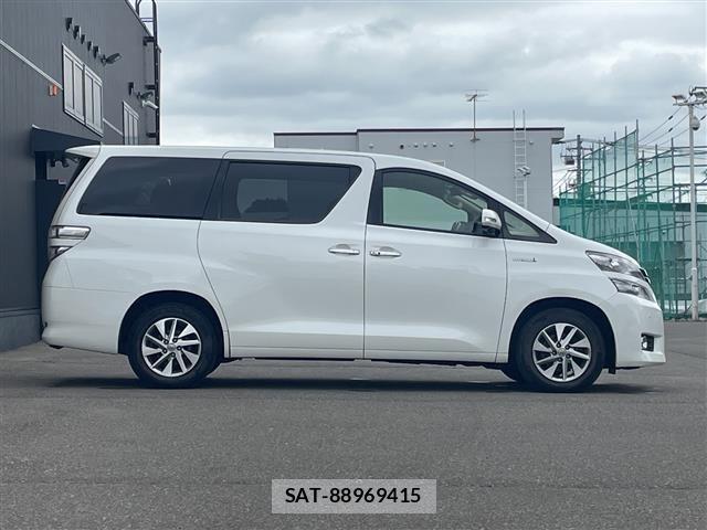 Toyota VELLFIRE 2013 8674520-1