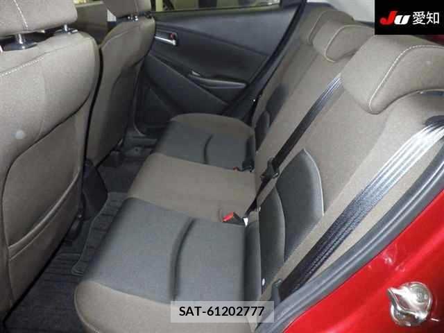 Mazda MAZDA2 2021 8909945-4