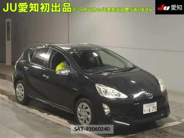 Toyota AQUA 2016 8862364-0