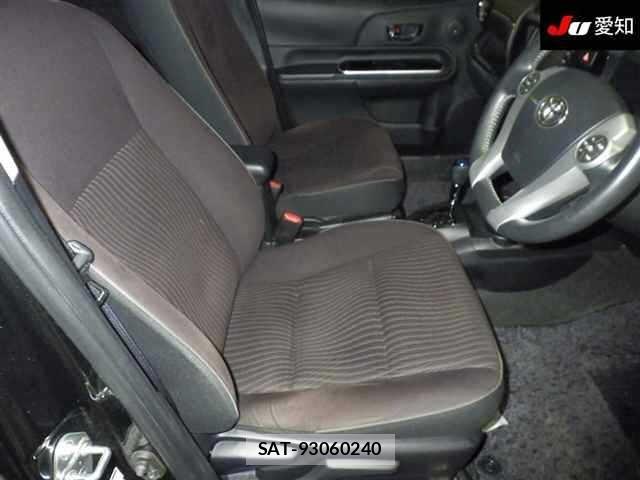 Toyota AQUA 2016 8862364-6