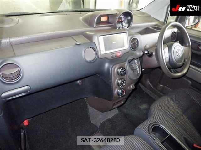 Toyota PORTE 2013 8918058-3